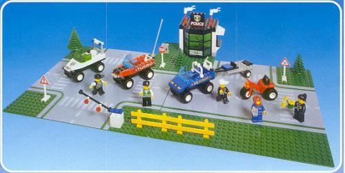 2234 Police Chase (Retired) LEGO Town