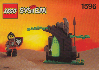 1596 Ghostly Hideout (Used) LEGO Castle