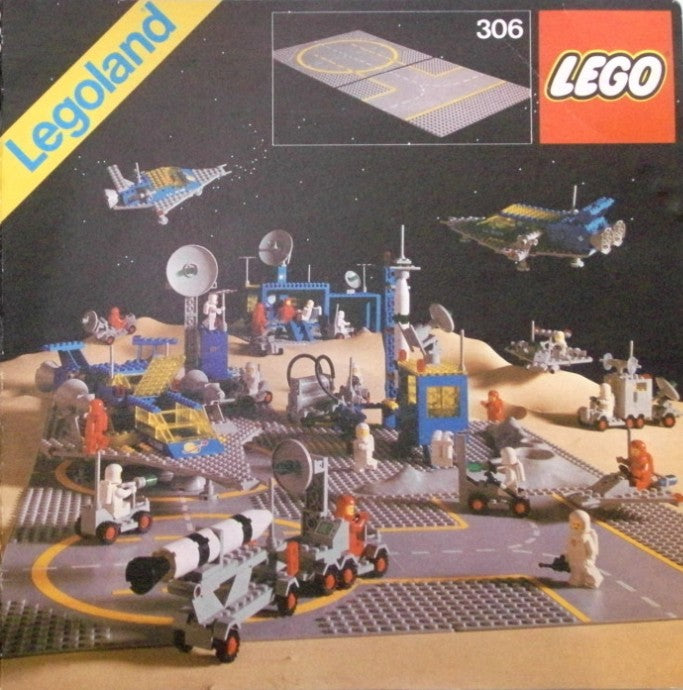 306 Two Lunar Landing Plates (Certified) LEGO Space