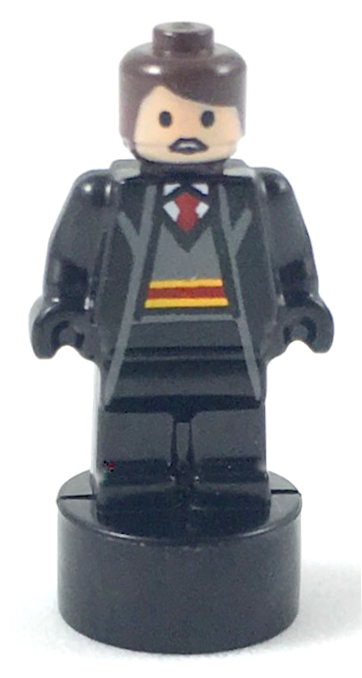Gryffindor Student Statuette / Trophy #1, Dark Brown Hair (90398pb027)