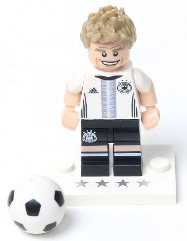 Thomas Muller - DFB Series Collectible Minifigure (coldfb-9)