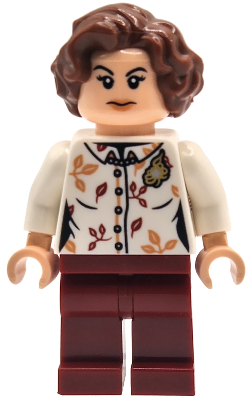 Petunia Dursley - White Blouse with Necklace (hp567)