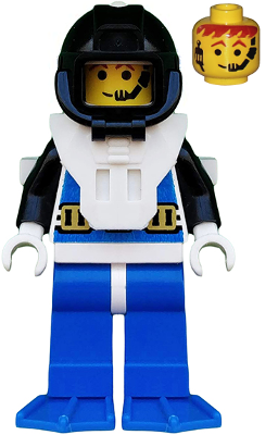 Aquanaut 3 with Blue Flippers (aqu029)