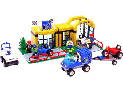 6426 Super Cycle Center (Retired) LEGO Town