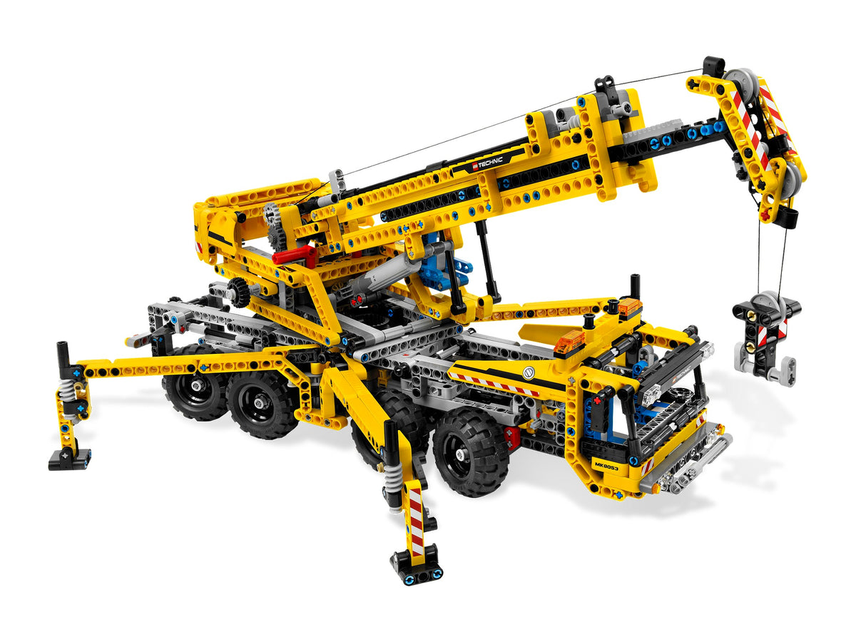 8053 Mobile Crane (Retired) LEGO TECHNIC