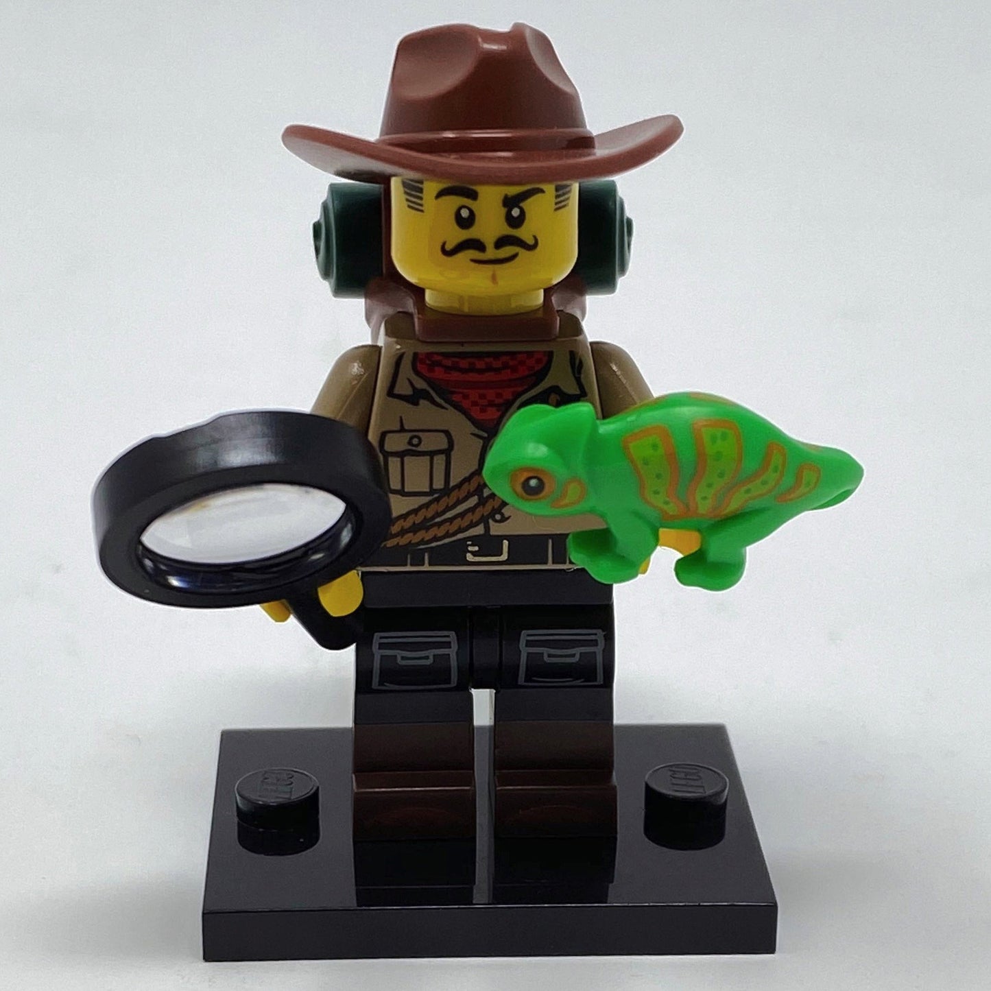 S19 Jungle Explorer - Series 19 Minifigure (col348)