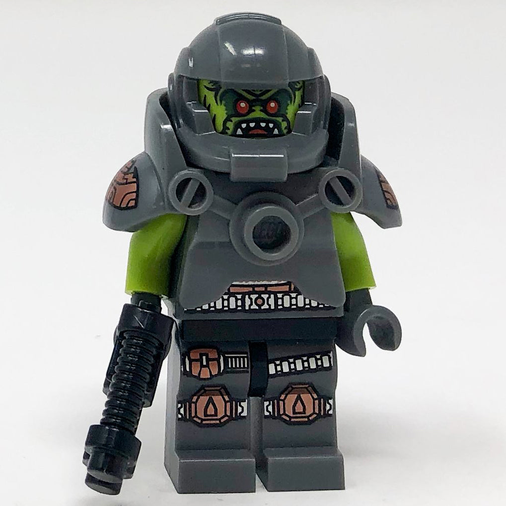 Lego best sale alien avenger