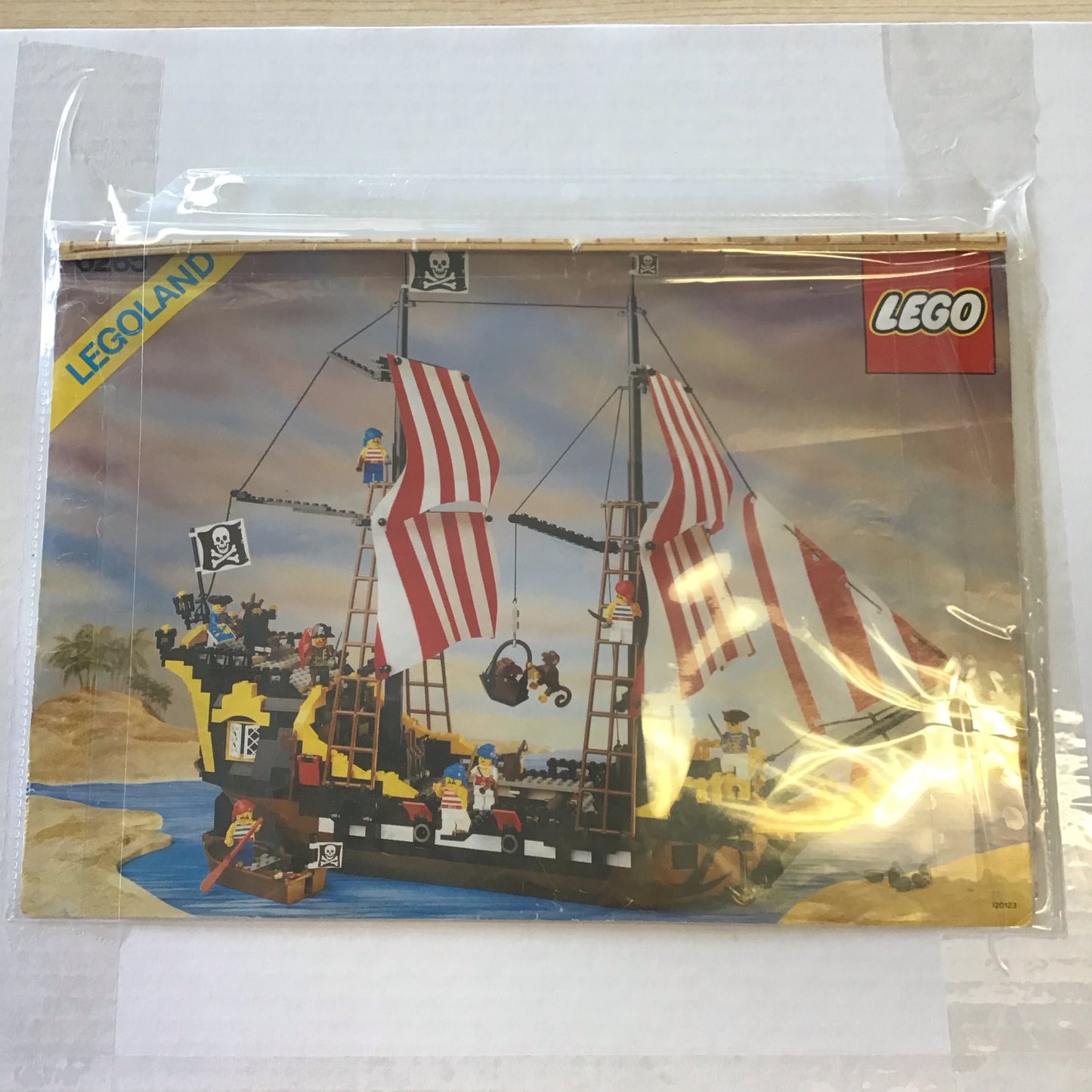 6285-C Black Seas Barracuda (Certified) LEGO System