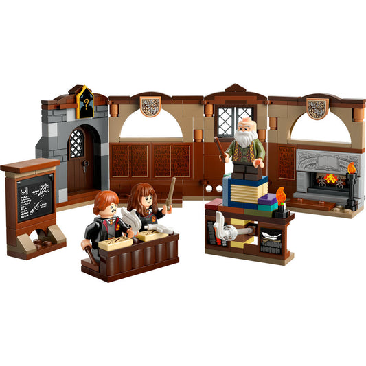 76442 Hogwarts Castle: Charms Class (Used) LEGO Harry Potter