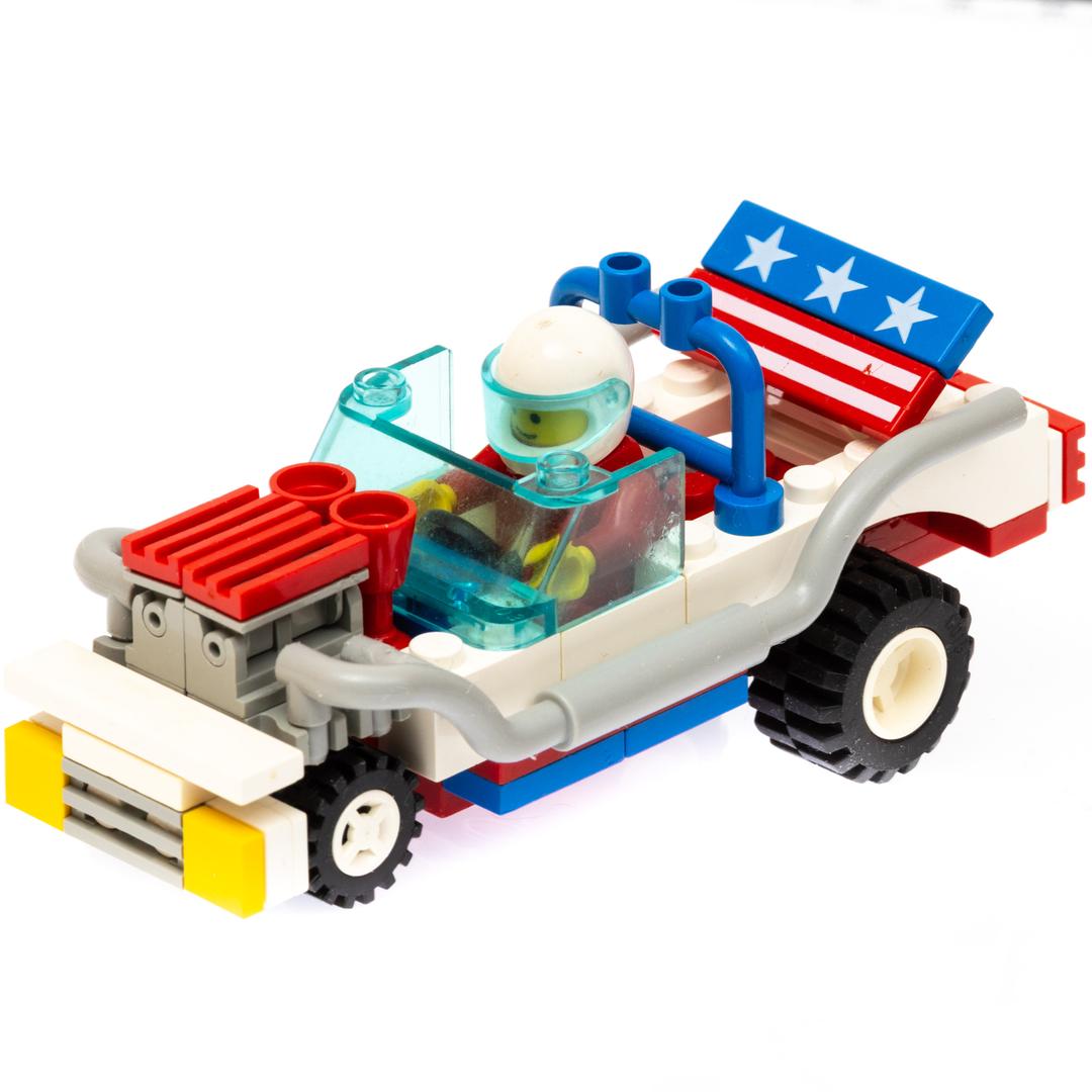 6646 Screaming Patriot (Retired) LEGO Town