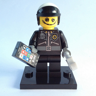 Scribble-Face Bad Cop - The LEGO Movie Series 1 Collectible Minifigure (coltlm-7)