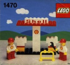 1470 Petrol Pumps and Garage Staff (Certified) LEGO Town
