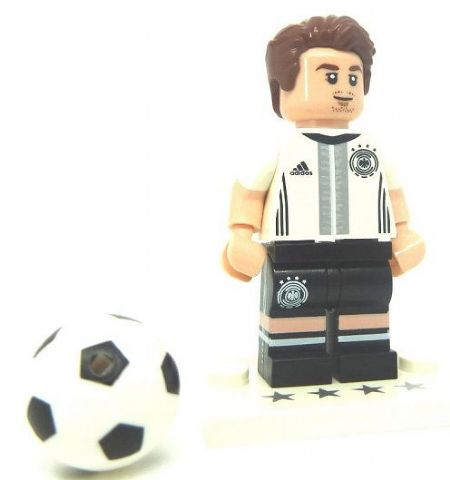 Mario Gotze - DFB Series Collectible Minifigure (coldfb-15)