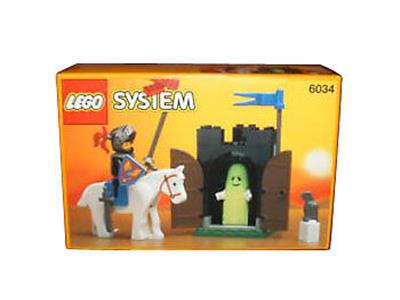 6034 Black Monarch's Ghost (Retired) LEGO Castle