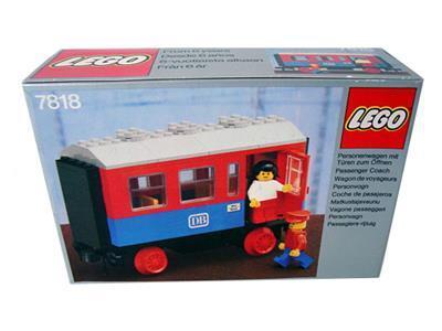 7818 Passenger Carriage (Retired) LEGO Trains