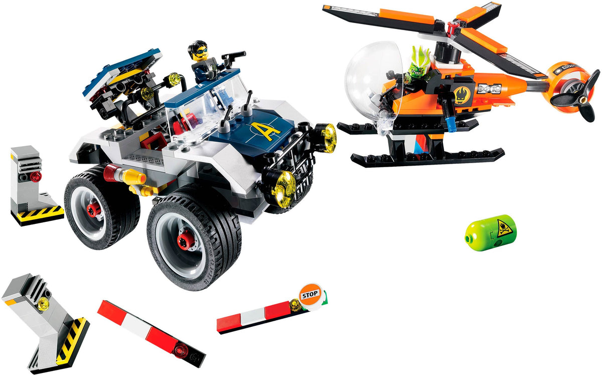 8969 4-Wheeling Pursuit (Certified) LEGO Agents