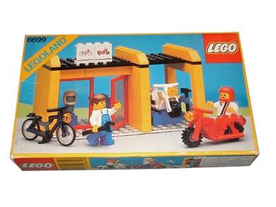 6699 Cycle Fix-It Shop (Retired) LEGO Town