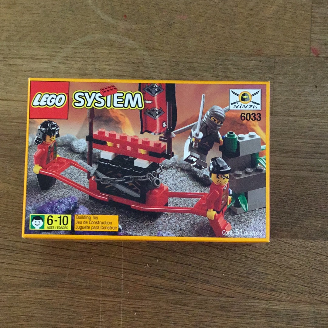 6033 Treasure Transport (Retired) LEGO Castle