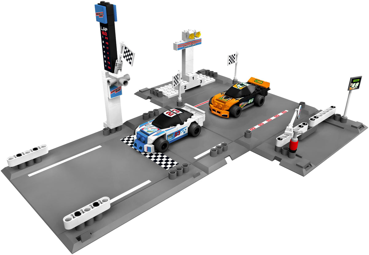 8125 Thunder Raceway (Retired) LEGO Racers
