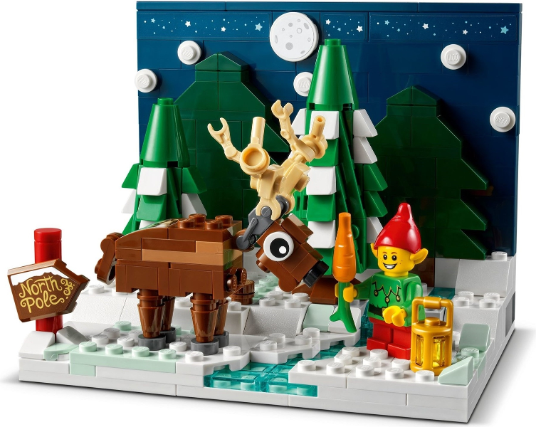 40484 Santa's Front Yard (Retired) LEGO Seasonal