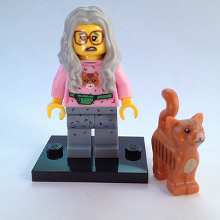 Mrs. Scratchen-Post - The LEGO Movie Series 1 Collectible Minifigure (coltlm-6)