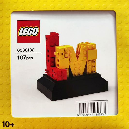 6386182 LEGO Masters Gift - Red and Yellow (Retired) LEGO Promotional