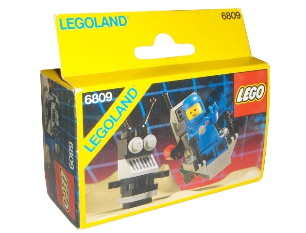 6809 XT-5 And Droid (Retired) LEGO Space