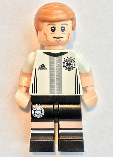 Toni Kroos (Minifigure Only) (dfb010)