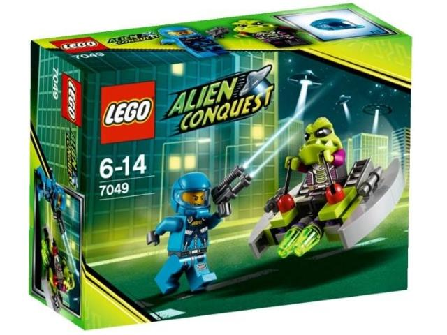 7049 Alien Striker (Retired) LEGO Space