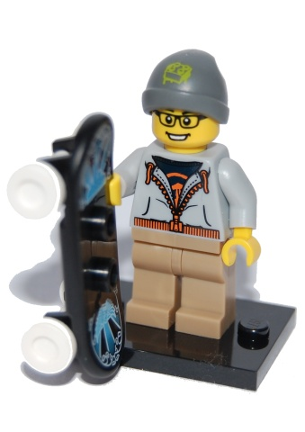 Street Skater - Series 4 Collectible Minifigure (col04-9)