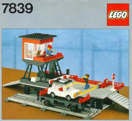 7839 Car Transport Depot (Certified) LEGO Trains