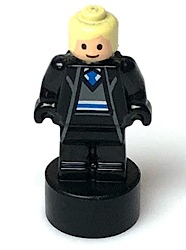 Ravenclaw Student Statuette / Trophy #2, Bright Light Yellow Hair, Light Nougat Face (90398pb034)