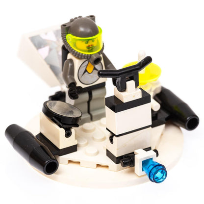 6815 Hovertron (Used) LEGO Space