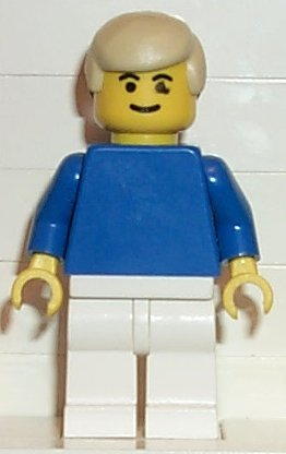 Soccer Player Blue/White Team Player 2 (soc021)
