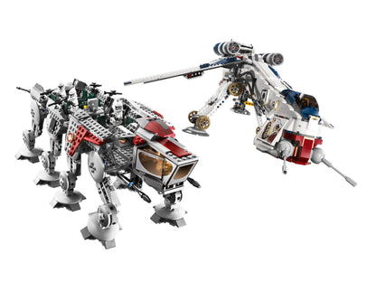 10195 Republic Dropship with AT-OT Walker (Used) LEGO Star Wars