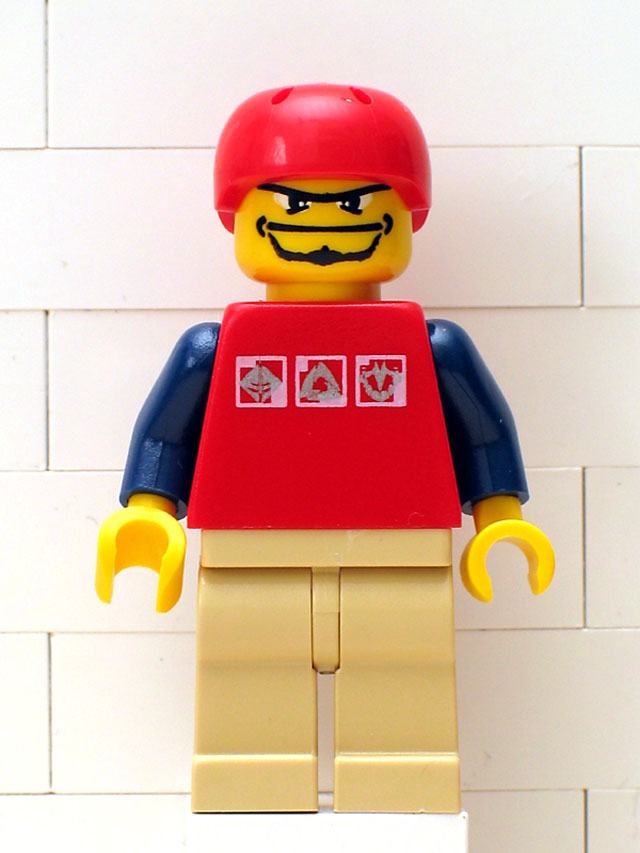 Street Hockey Player, Red Torso, Tan Legs (hky010)