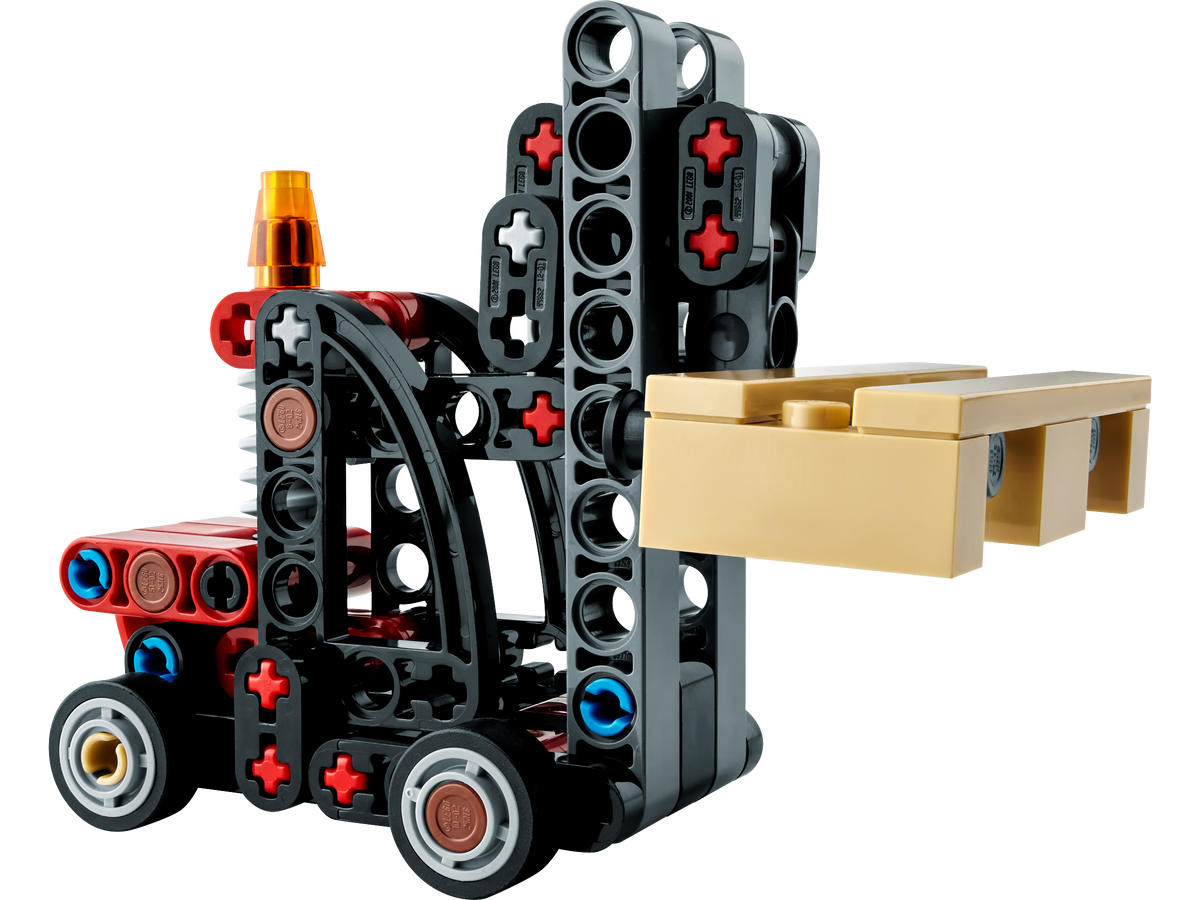 30655 Forklift with Pallet (Used) LEGO TECHNIC