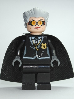 Madam Rolanda Hooch - Black Outfit, Light Nougat Head, Starched Cape (hp106)
