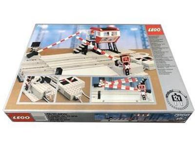 7866 Remote Controlled Road Crossing (Retired) LEGO Trains