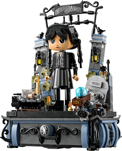 76780 Wednesday Addams Figure (Used) LEGO Wednesday