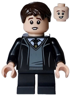 Neville Longbottom - Hogwarts Robe, Black Tie (hp472)