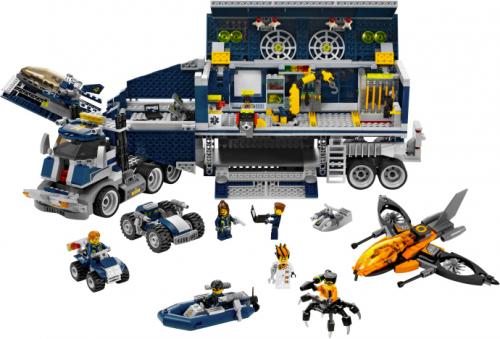 8635 Mobile Command Center (Certified) LEGO Agents