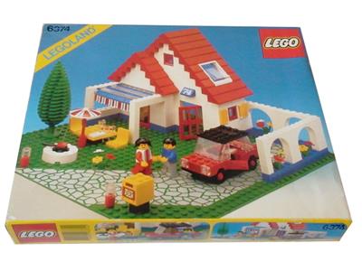 6374 Holiday Home (Retired) LEGO Town