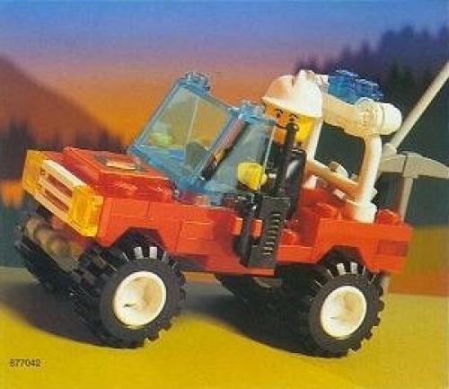 1702 Fire Fighter 4x4 (Retired) LEGO Town