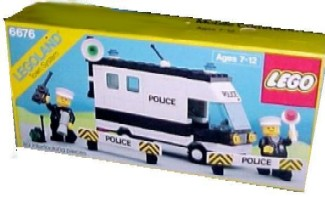 6676 Mobile Command Unit (Retired) LEGO Town