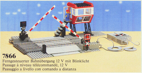 7866 Remote Controlled Road Crossing (Certified) LEGO Trains