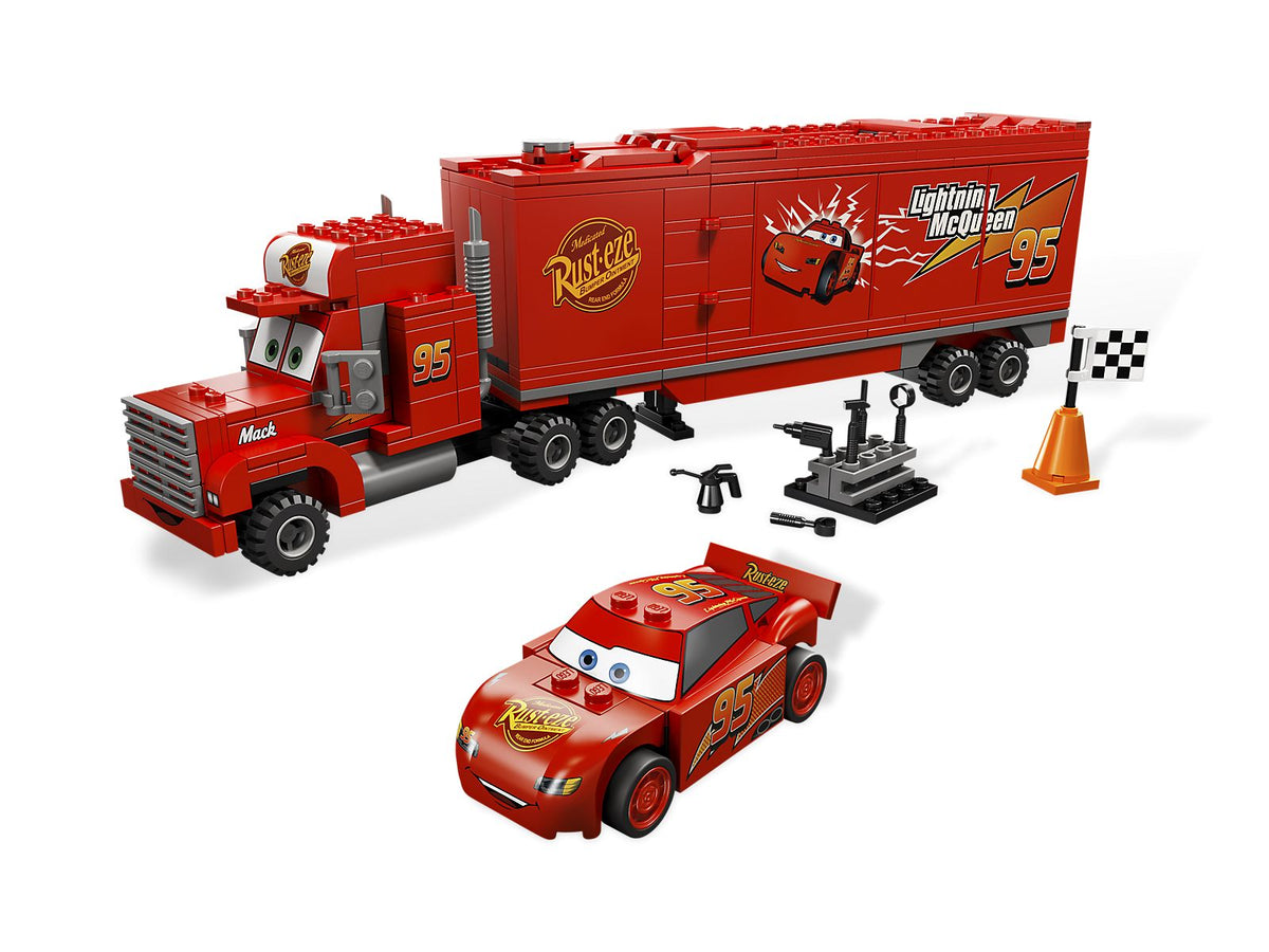 8486 Mack's Team Truck (Retired) LEGO Cars