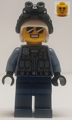 Police Officer - Duke DeTain, Sand Blue Police Jacket, Dark Blue Legs, White Helmet (cty1202)