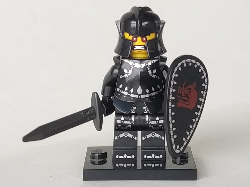 Evil Knight - Series 7 Collectible Minifigure (col07-14)