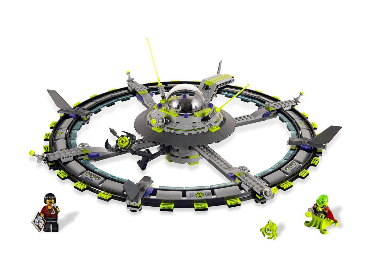 7065 Alien Mothership (Retired) LEGO Space